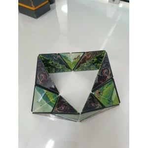3D Cube Shape Shifting Box