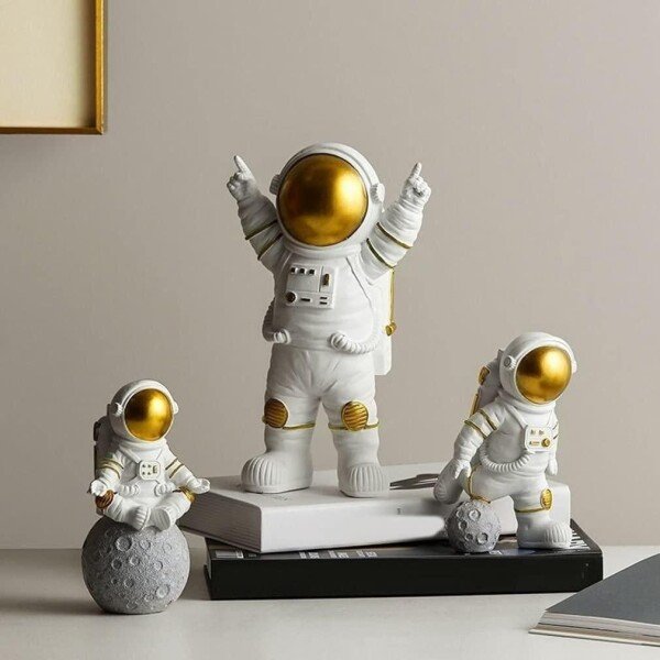 Astronaut Spaceman Statue Ornament Home Office Desktop Figurine Decors Set of 3 – Golden