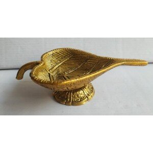 Pan Leaf Shape Diya Showpieces (CS-2377447)