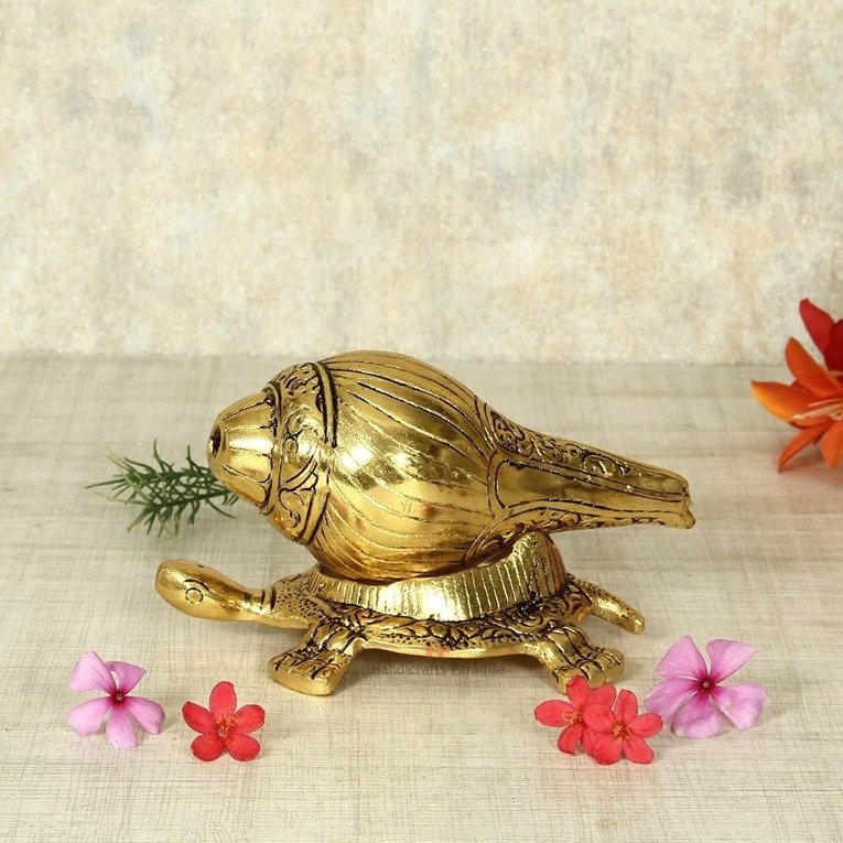 Sankha Tortoise Beautiful Gold Polish Showpiece (CS-2377448)