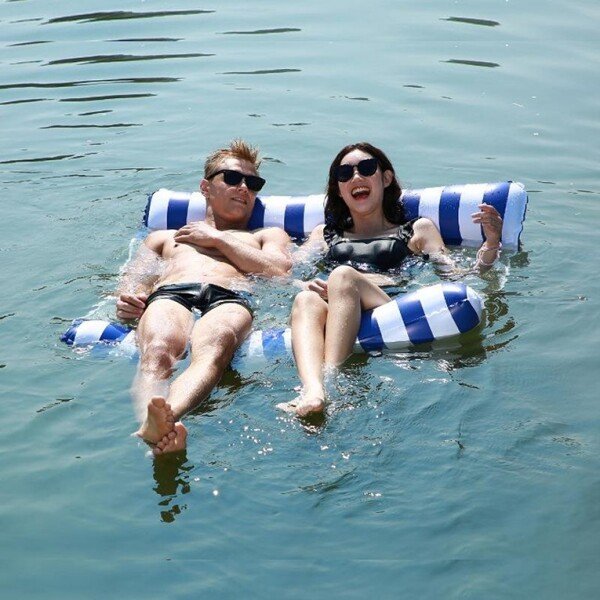 Multifunction Inflatable Water Hammock Floating Bed 1-2 Person Beach Float (CLS-2388698)