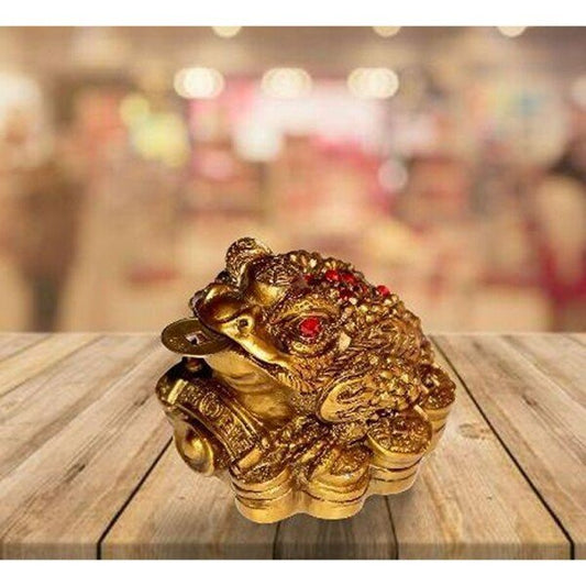 Vastu, Feng Shui, Three Legged Frog Showpiece With Coin For Health, Wealth And Happiness, Decorative Showpiece for Home Decor – 7 cm (CS-2357310)